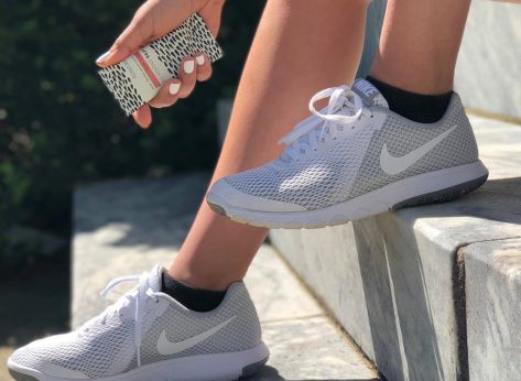 7 Caffeinated Snacks for a Productivity Boost