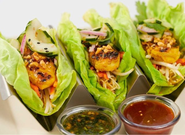 cheesecake factory lettuce wraps
