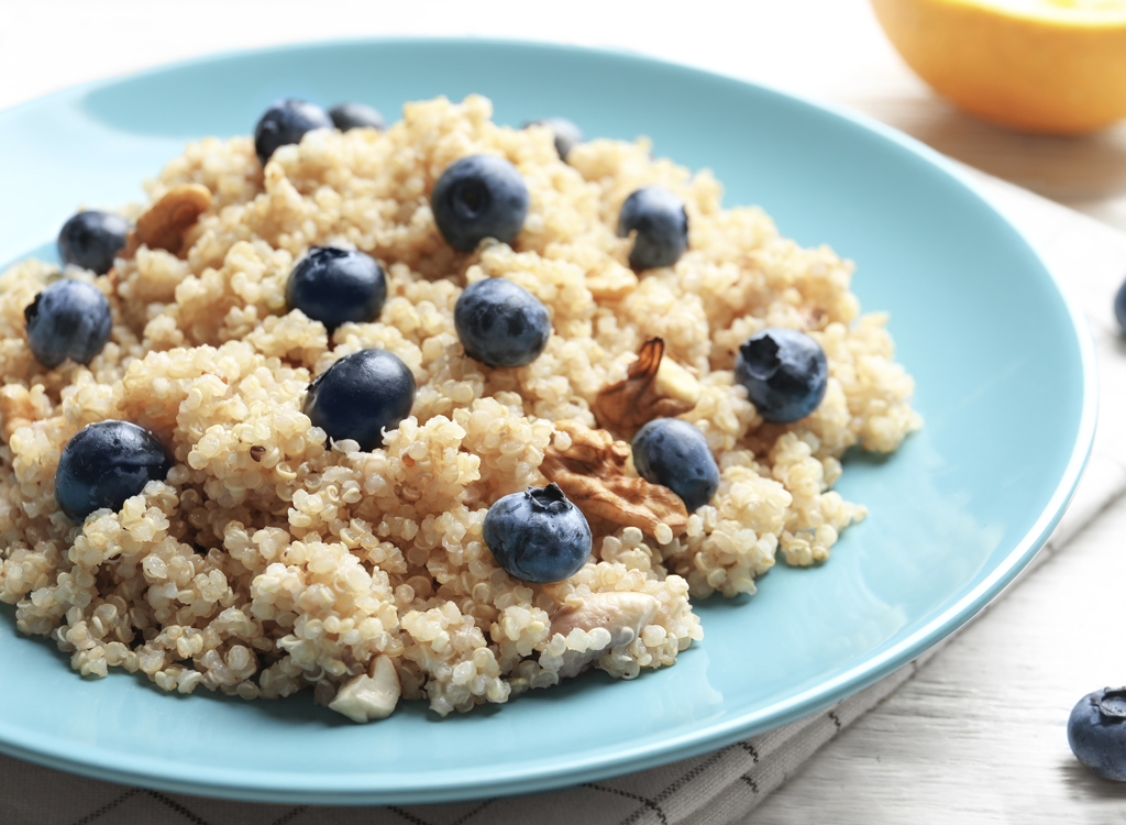 Cinnamon quinoa with blueberries