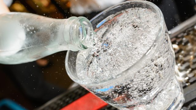 Club soda sparkling water