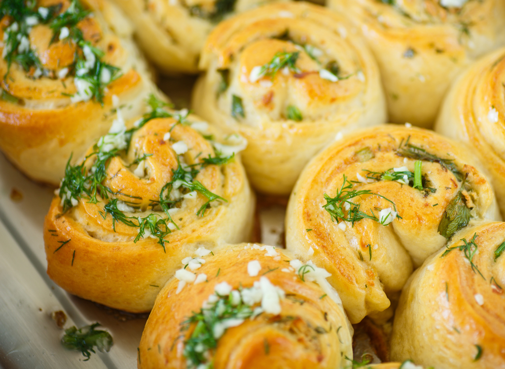 Garlic bread rolls