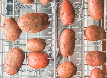 Washing potatoes in the dishwasher