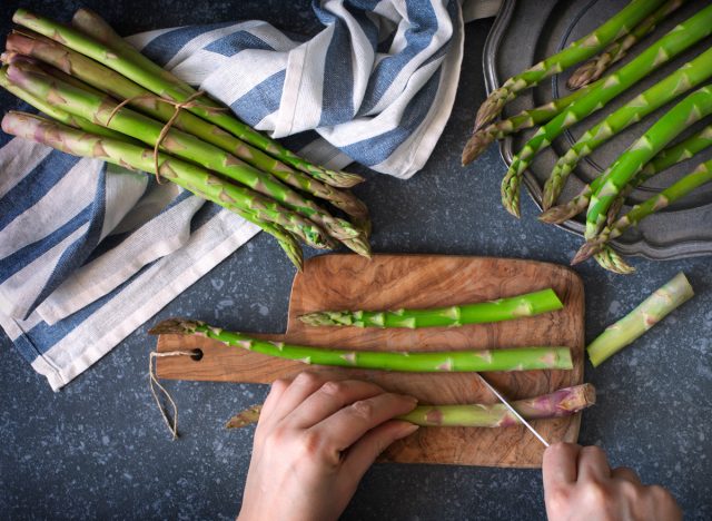 Cut the asparagus stems