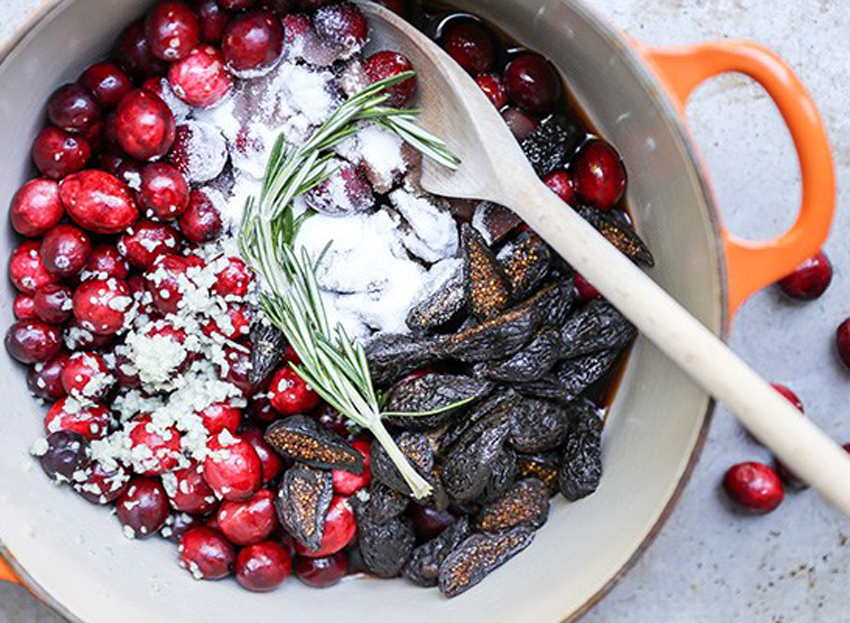 Fig cranberry sauce