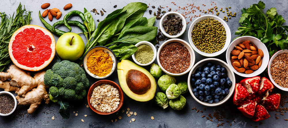superfoods grapefruit avocado nuts tumeric blueberries broccoli ginger seeds vegetables fruits