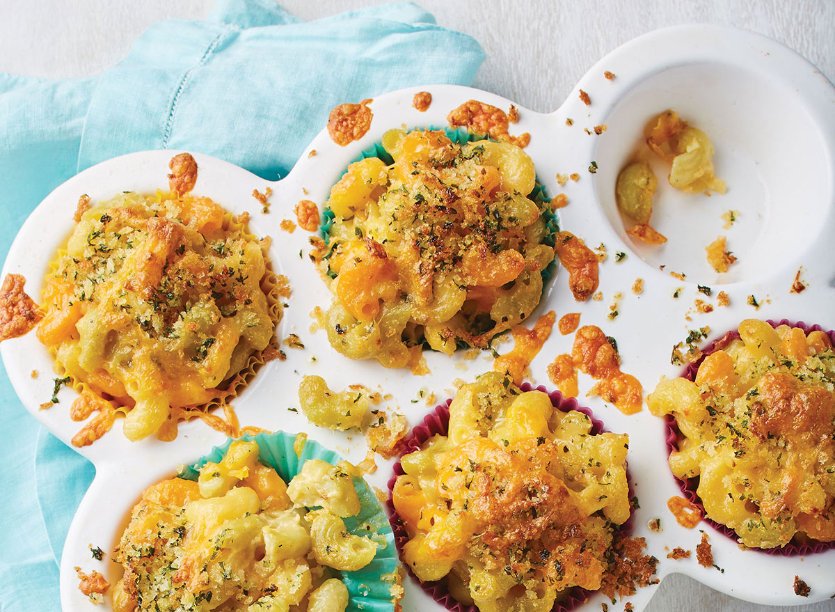 Crispy crumb topped mac and cheese cups