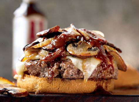 The Newest Way to Cook Your Burger Is Smashed