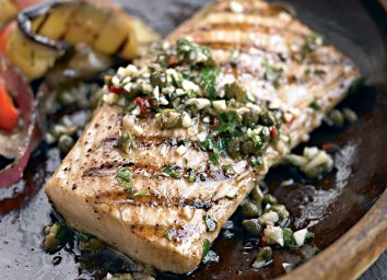 Grilled mahi mahi with salsa verde