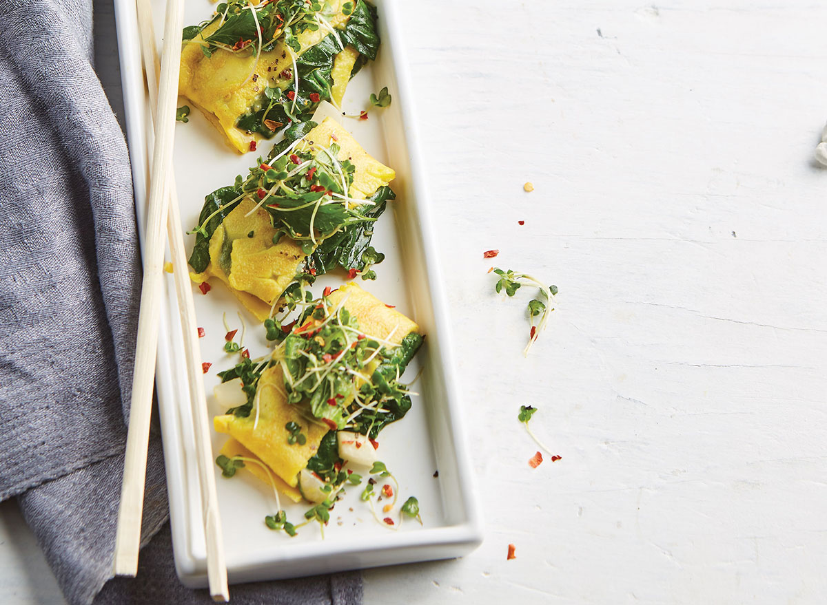 Japanese egg pancakes with spinach and green onions