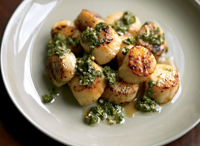 Paleo scallops with chimichurri