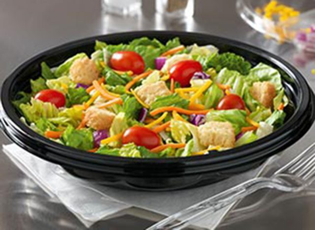 Classic garden salad