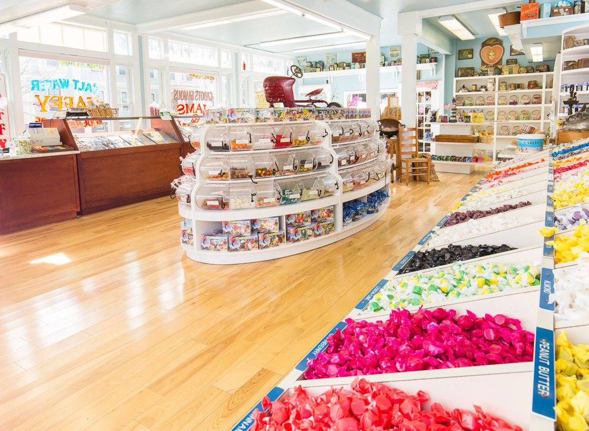 Cabot's candy store