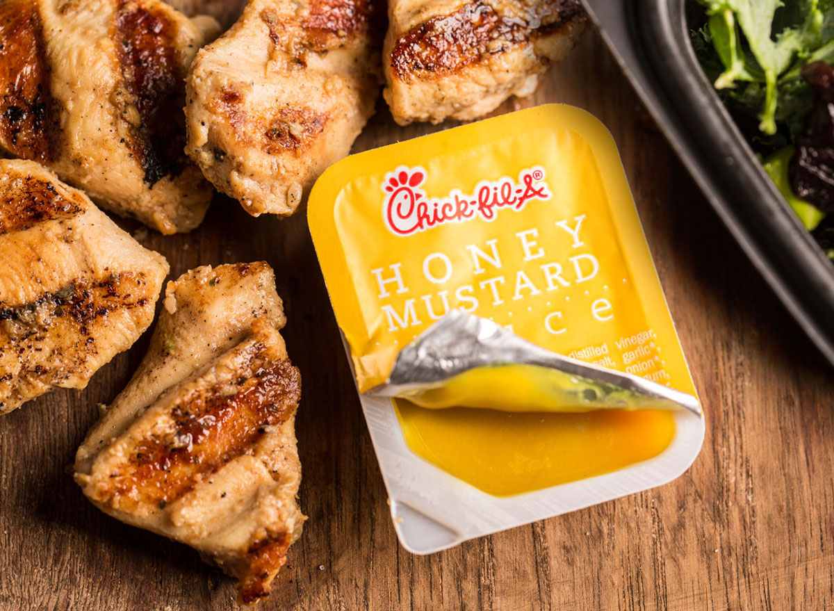 Chick fil a grilled chicken nuggets honey mustard