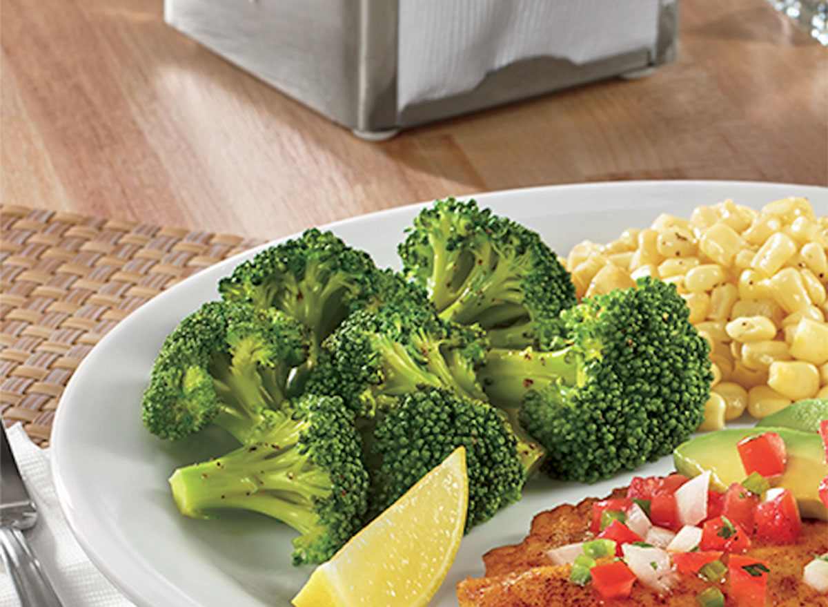 Healthiest Menu Options at Denny's Diner