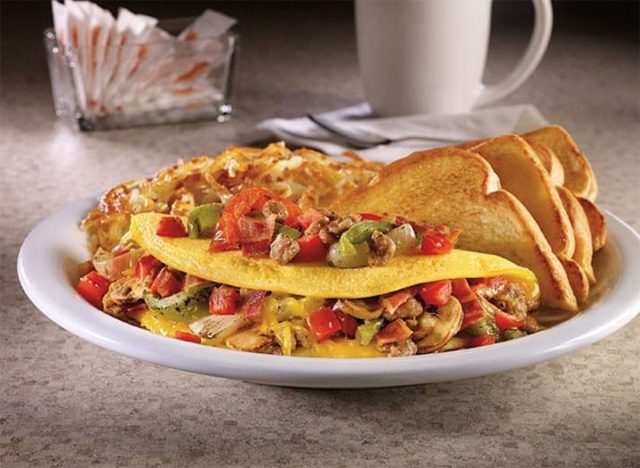 Ultimate omelette with hash browns