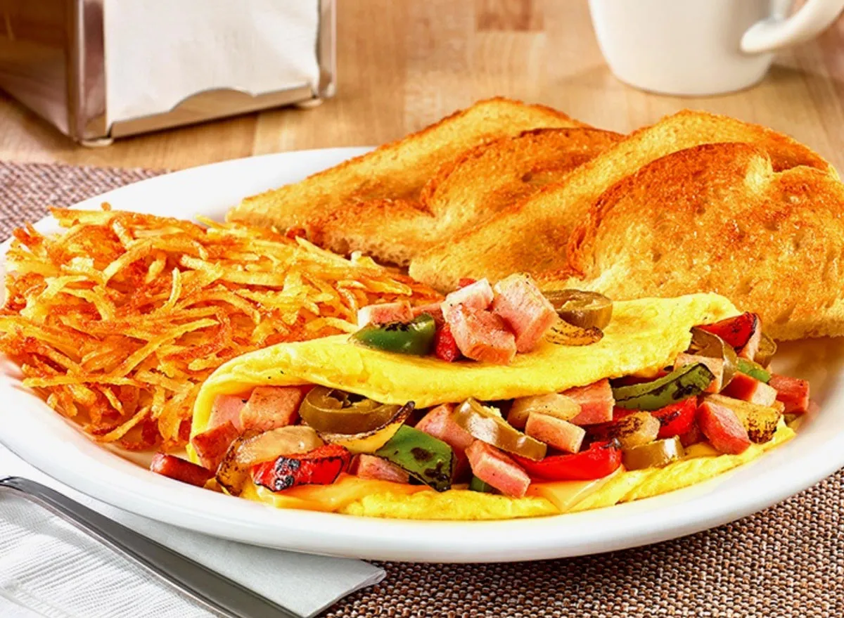 Healthiest Menu Options at Denny's Diner