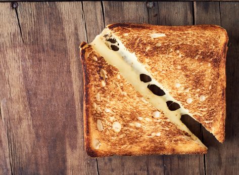 The One Ingredient Your Grilled Cheese Is Missing