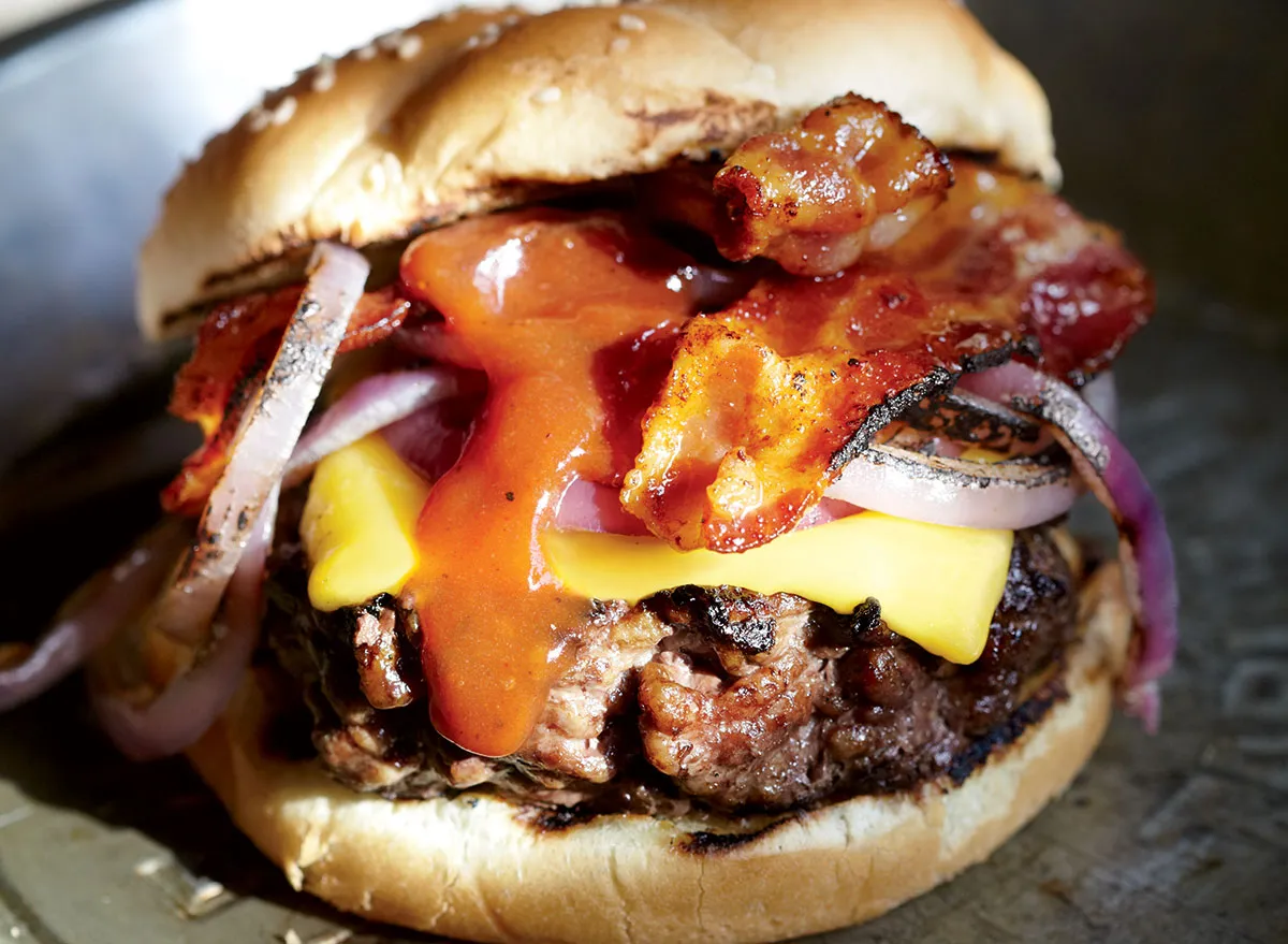 Skillet Burger - Cooking With The Cowboy