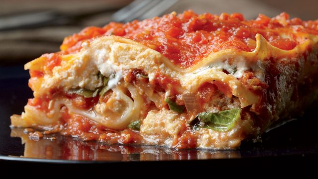 Low-calorie sausage lasagna