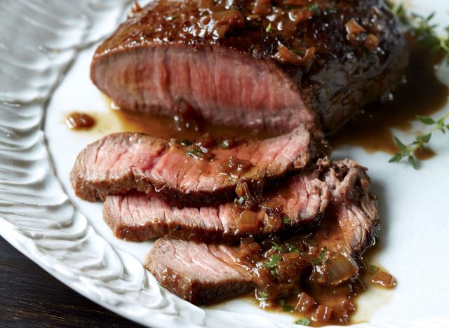 Low Calorie Steaks with Red Wine Sauce