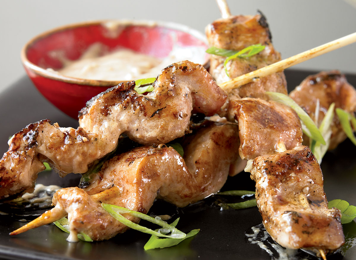 Low-calorie tuna satay skewers