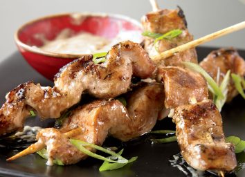 Low-calorie tuna satay skewers