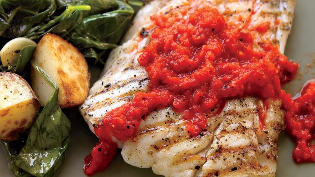 Paleo grilled mahi with red pepper sauce