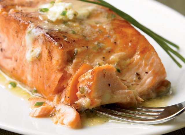Paleo grilled salmon with ginger and soy butter