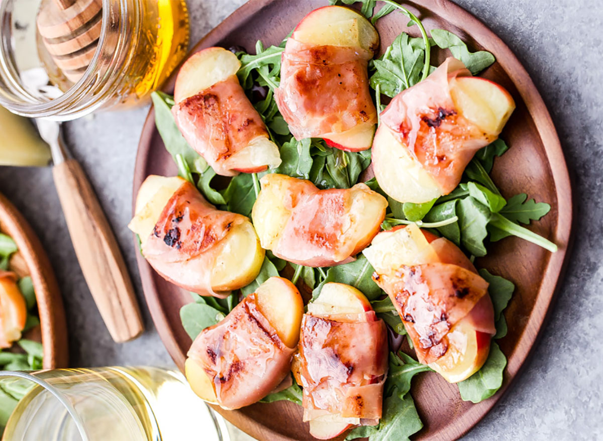 prosciutto wrapped apple slices