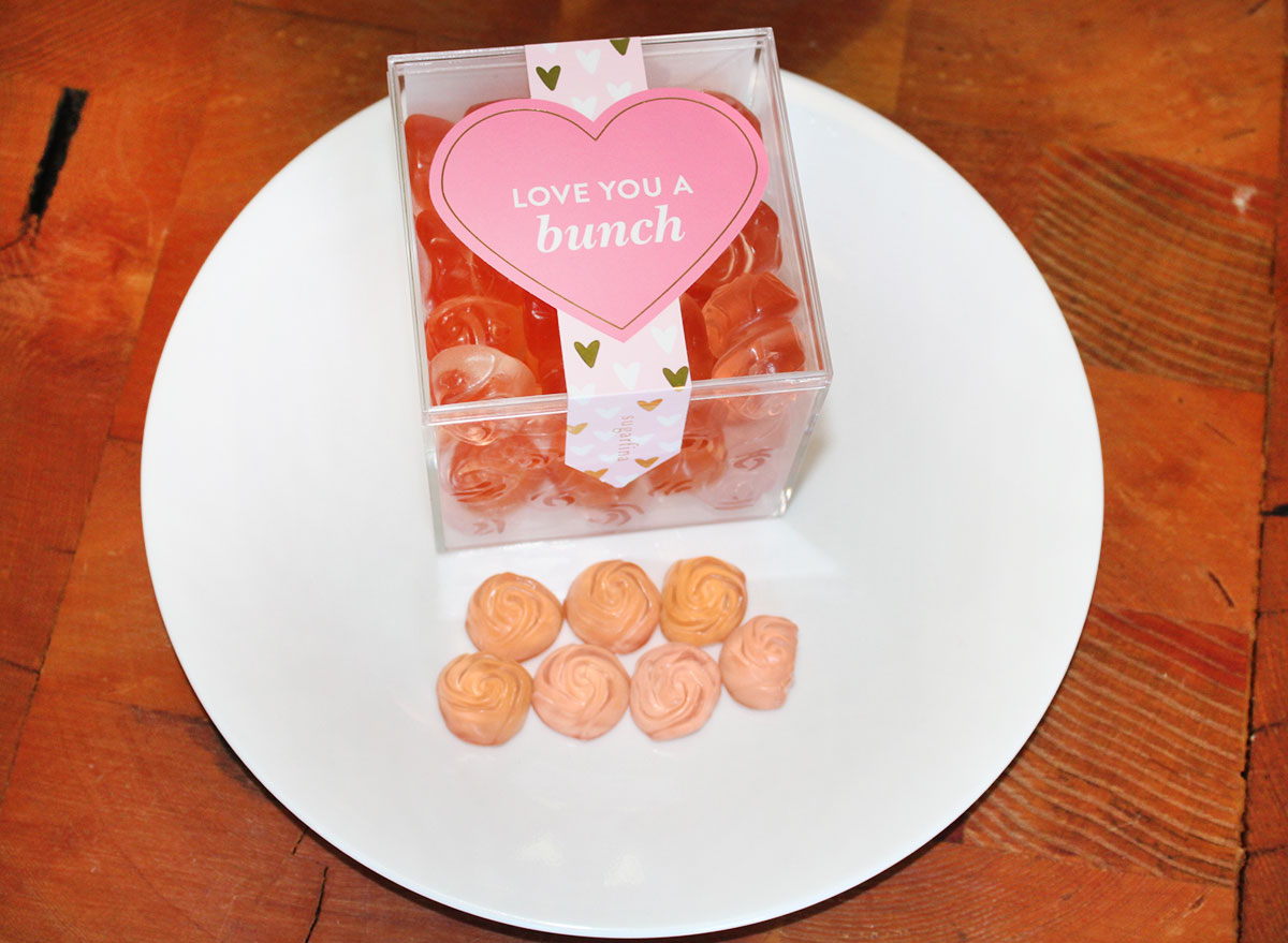 Sugarfina love you a bunch rosé roses