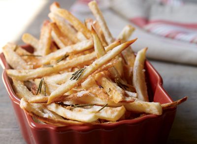Vegan crispy oven-baked fries