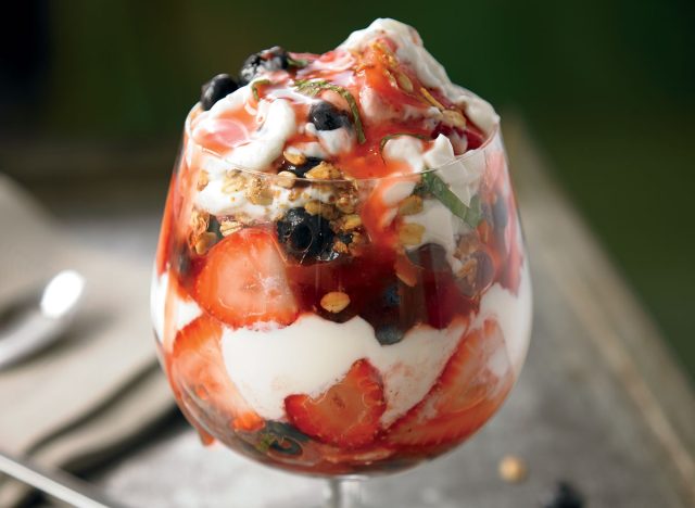 parfait de yogur vegano