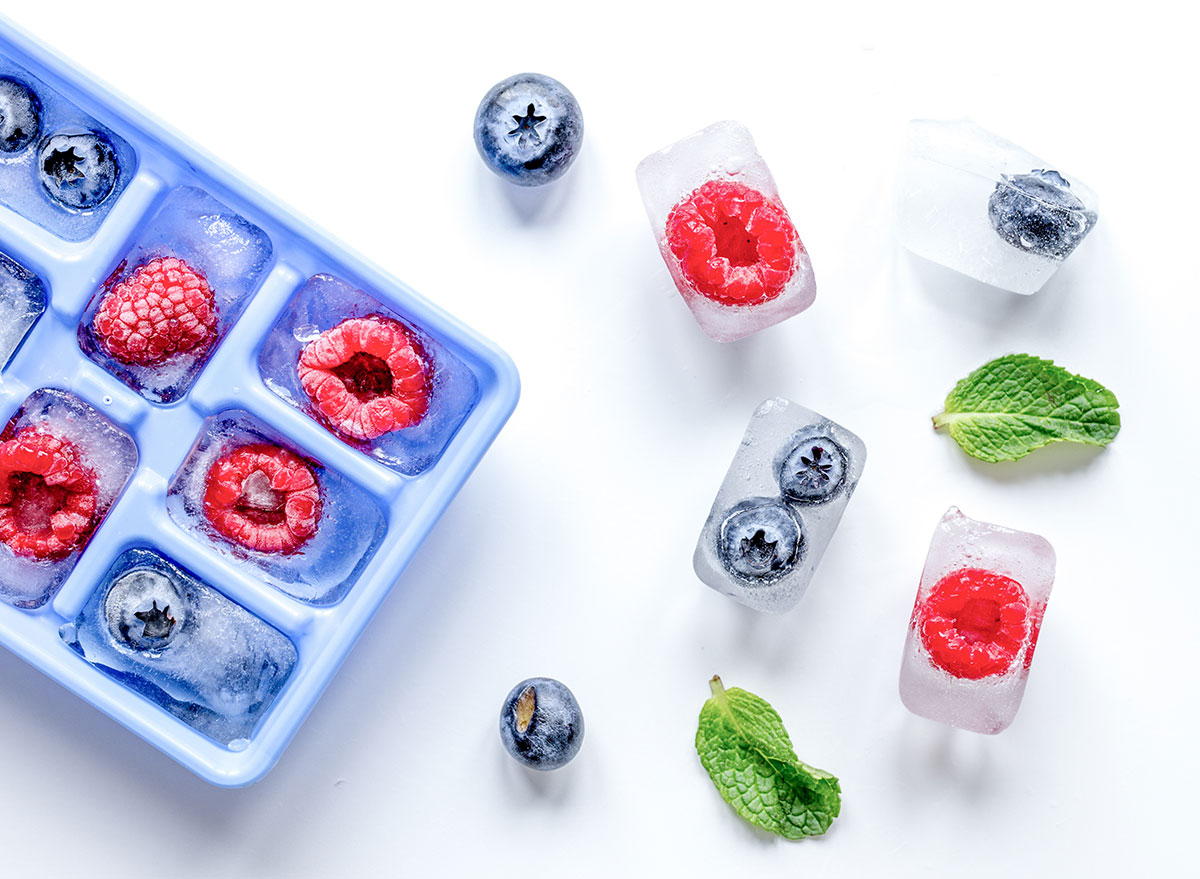 Berry ice cubes