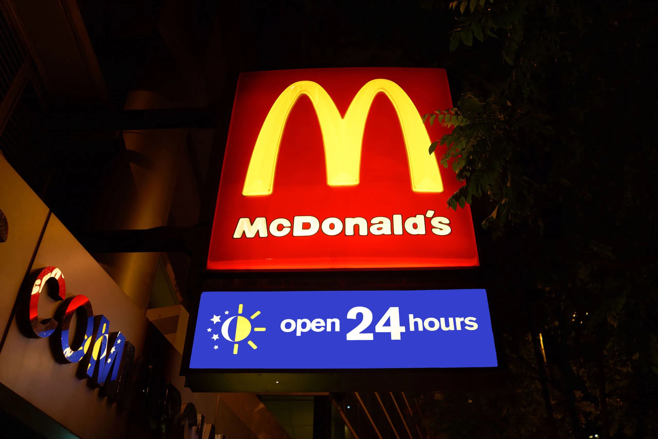 Mcdonald's open 24 hours