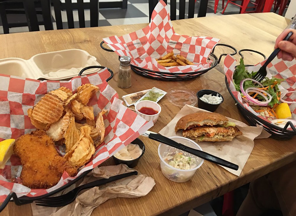 archies grill platters of sandwiches, chicken, and chips