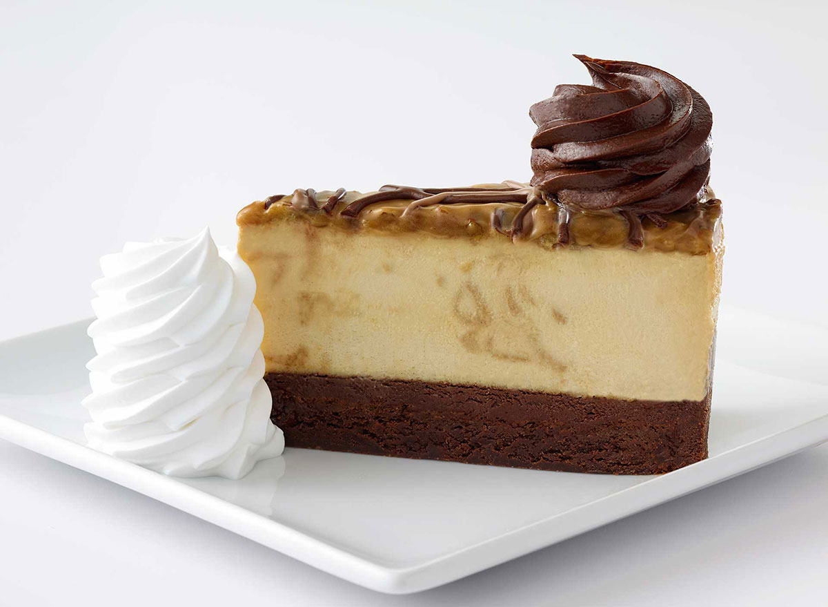 cheesecake factory caramel pecan turtle cheesecake slice