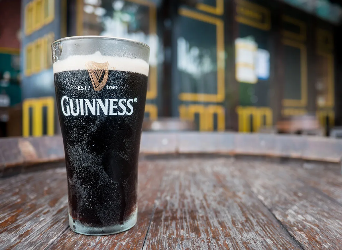 Beer Pint Glass - Guinness - St. James Gate Dublin