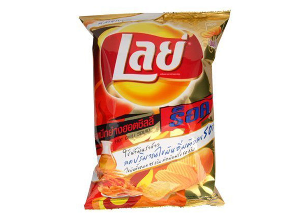 lays rock hot chili quick flavored potato chips bag