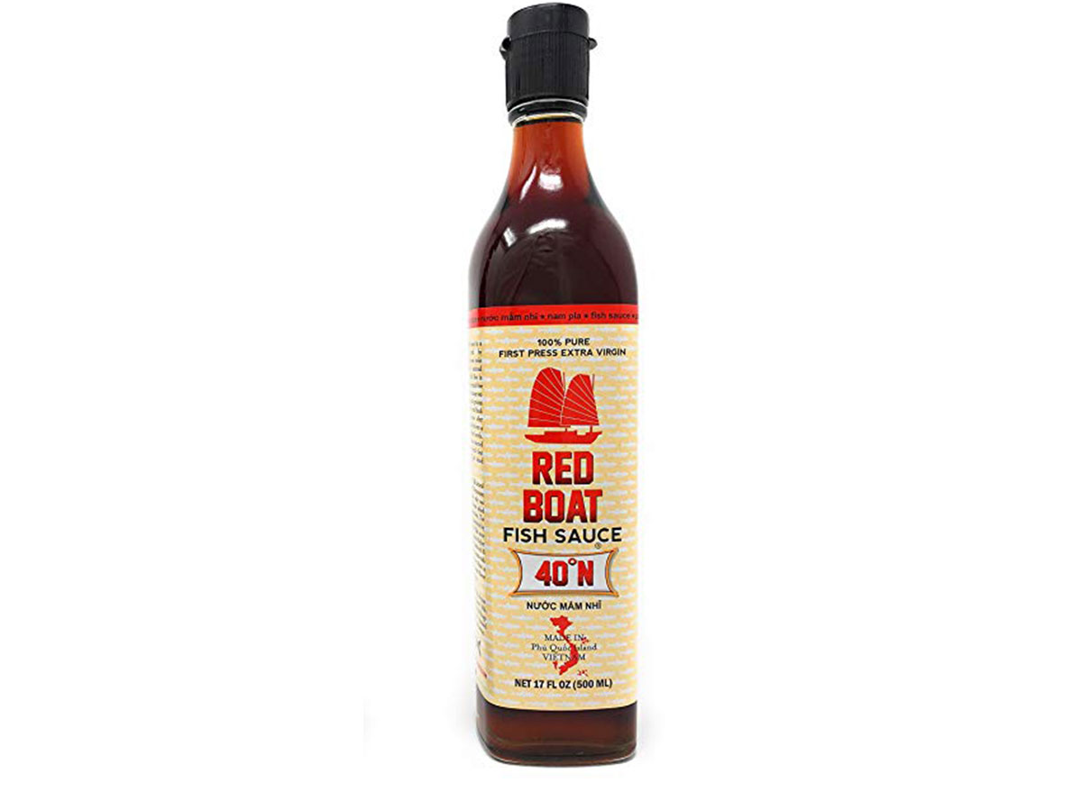 red boat premium fish sauce 500 ml bottle