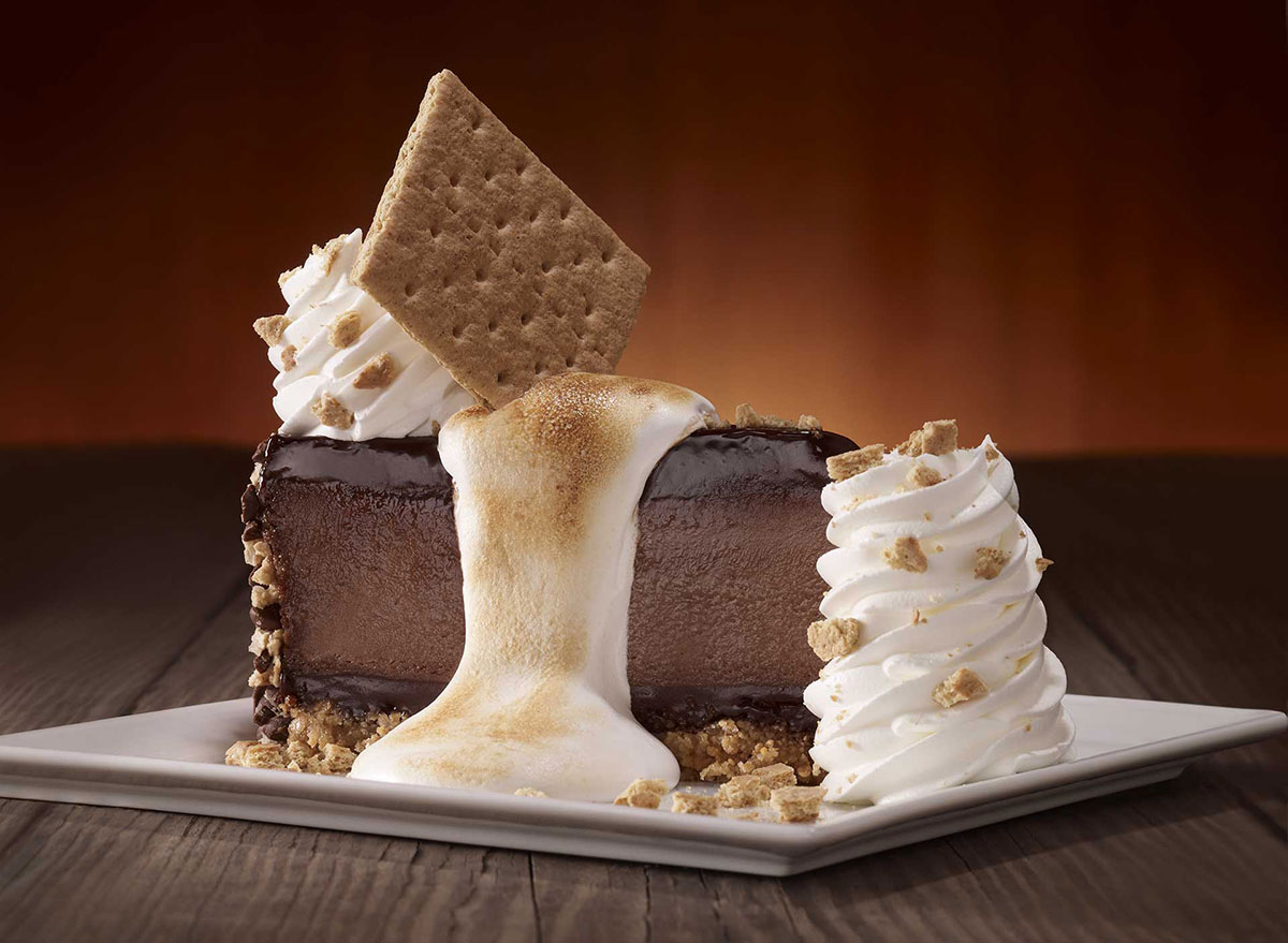 cheesecake factory toasted marshmallow smores galore cheesecake slice