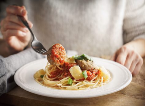 This Is the Best Time For You to Eat Dinner