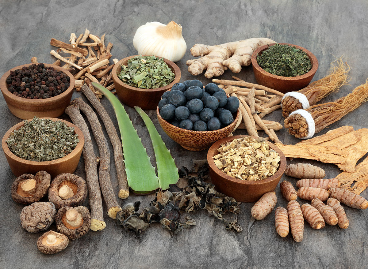 adaptogens in bowls in a group