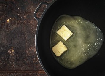 butter-melting-on-cast-iron-skillet