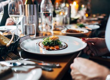dinner plate in restaurant