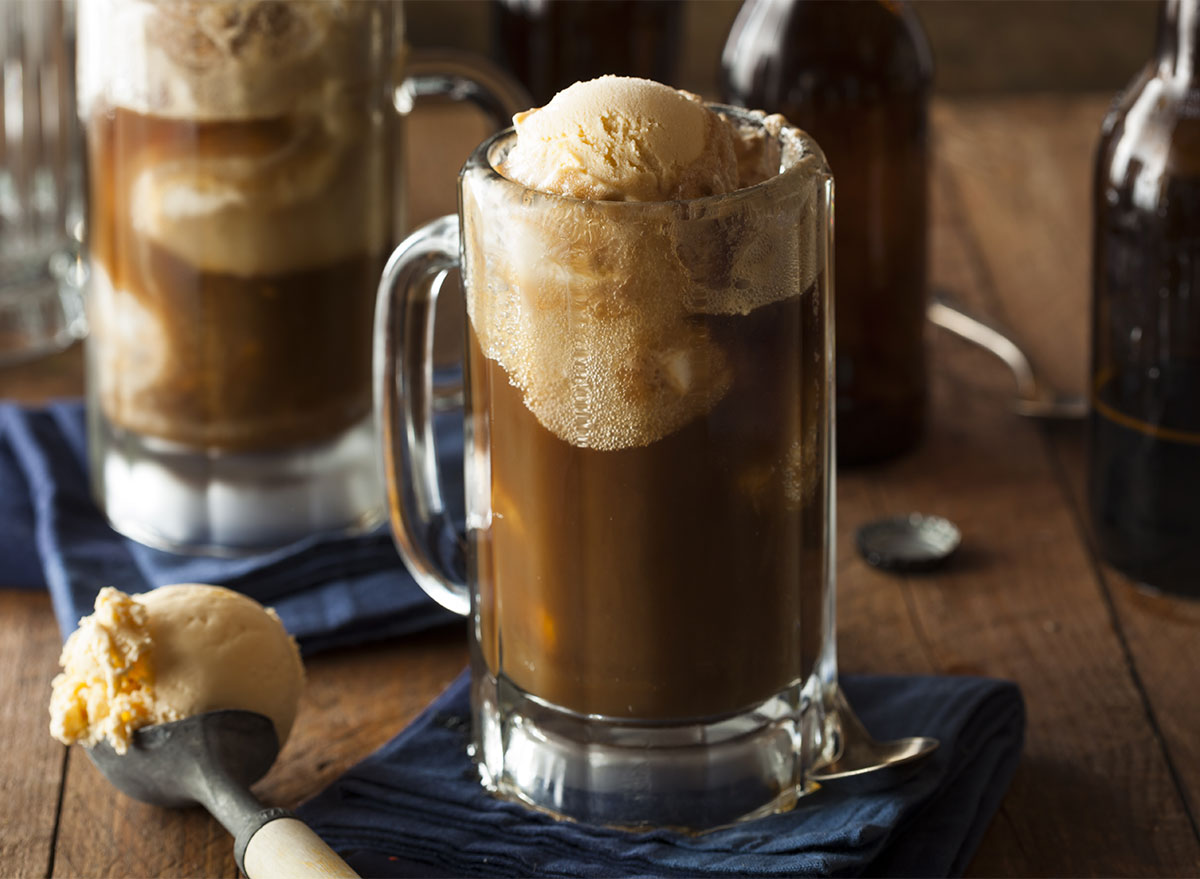 root beer floats in glass mugs