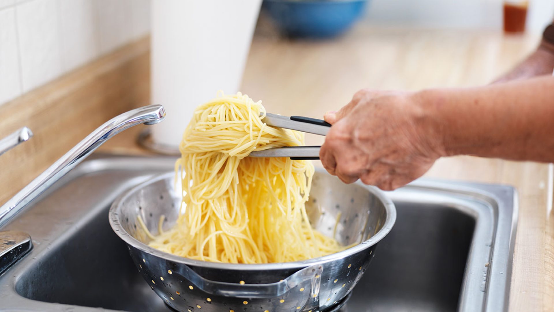 Doing This With Pasta May Actually Make It Deadly, Science Says Eat