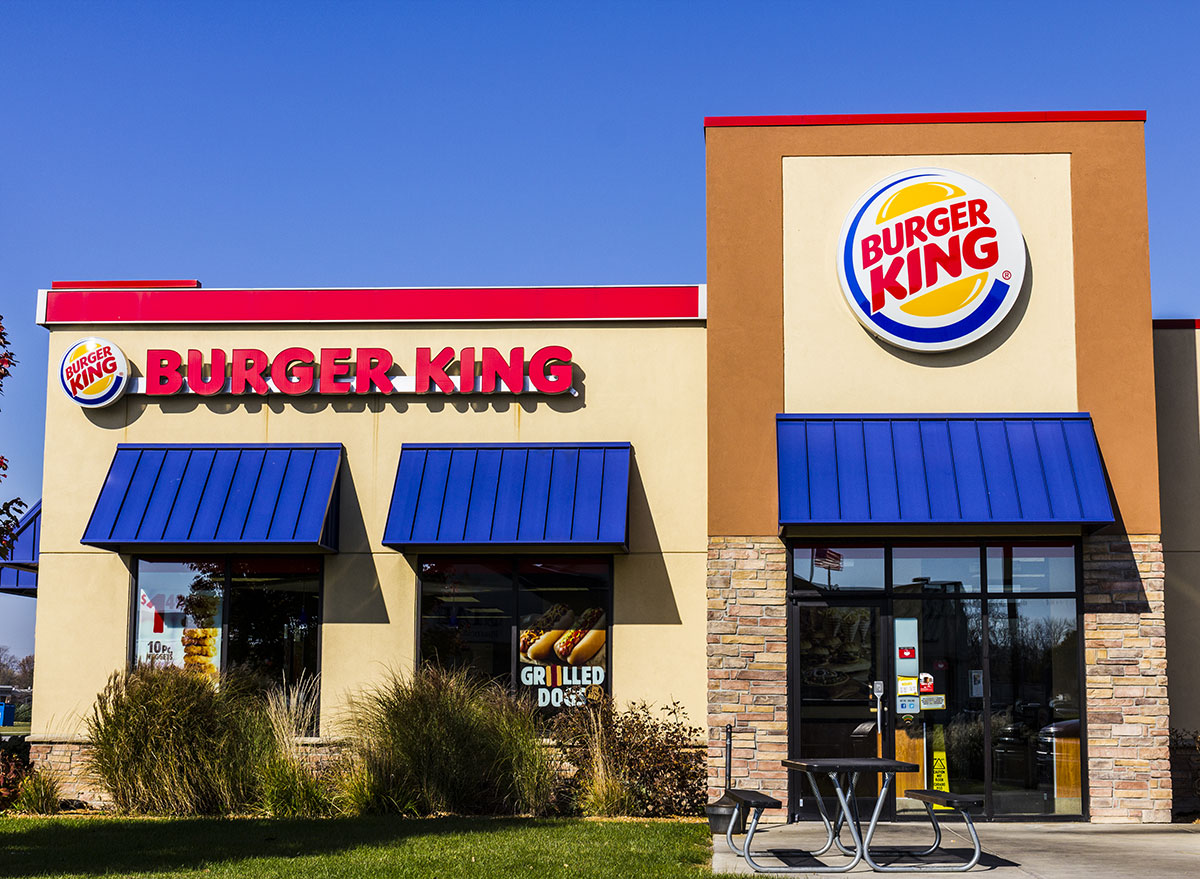 burger king restaurant exterior