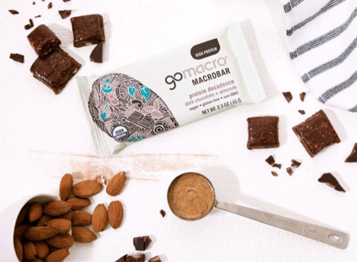 gomacro macrobar protein decadence dark chocolate almond