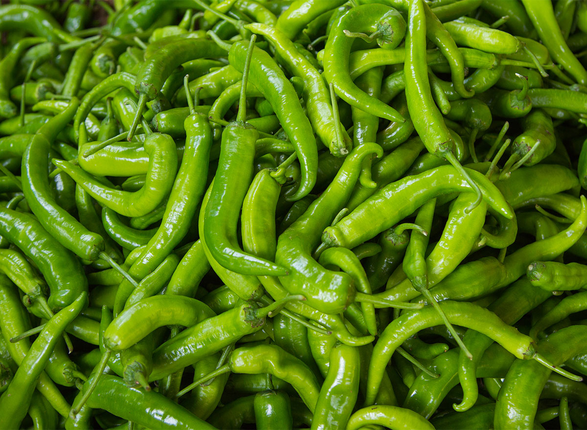 pile of green chilli peppers