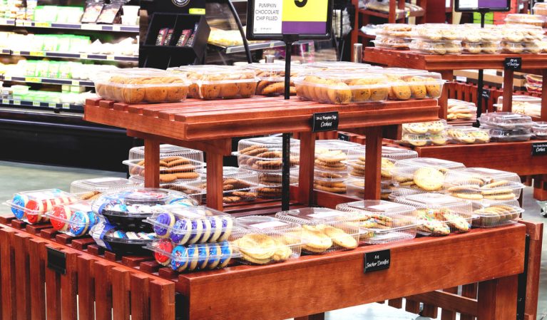 Grocery store bakery cookie display